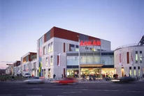 Nákupné centrum Arkád v meste Gyor iba 22km od Veľkého Medera Nákupné centrum Arkád v meste Gyor iba 22km od Veľkého Medera